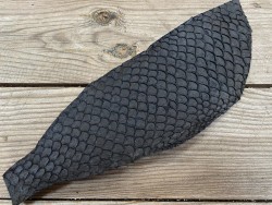 Peau de cuir de poisson tilapia noir mat bijou accessoire Cuir en stock