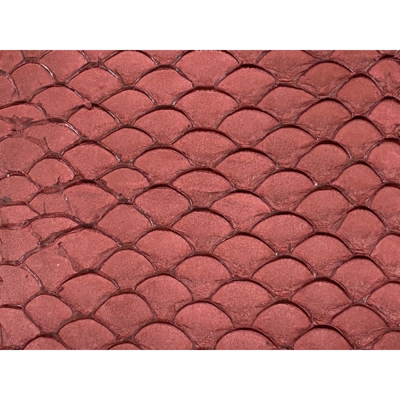 Cuir de poisson Tilapia lie de vin mat écailles Cuir en Stock Cuir de poisson Tilapia lie de vin mat écailles Cuir en Stock
