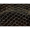 Détail écailles cuir de poisson tilapia glossy noir métallisé argent Cuir en Stock