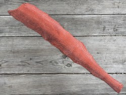 Peau entière cuir poisson saumon naturel orange nuances bijoux accessoire maroquinerie exotique Cuir en stock