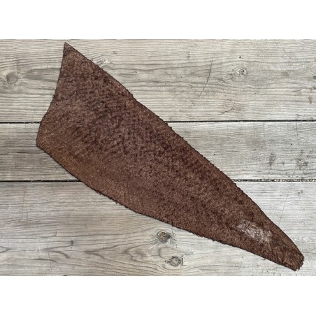 Peau de cuir de poisson Perche du Nil brun tabac mat - Cuir en Stock