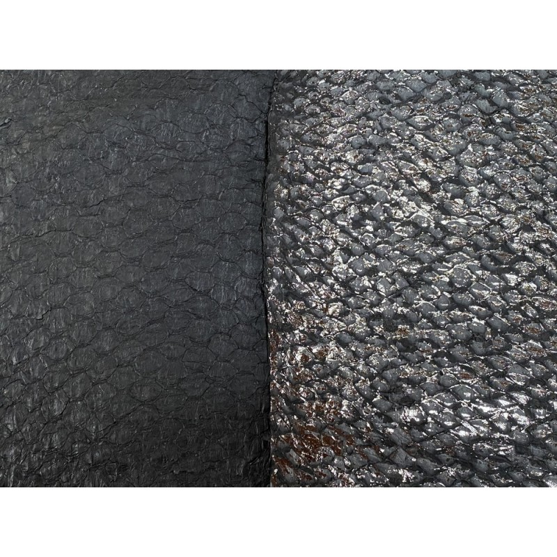 Détail écailles - peaux de poisson - cuir exotique - Perche du Nil - Noir - Lot - Cuir en Stock