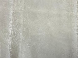 Cuir de veau finition pullup blanc - nuance de blanc - maroquinerie - cuir en stock
