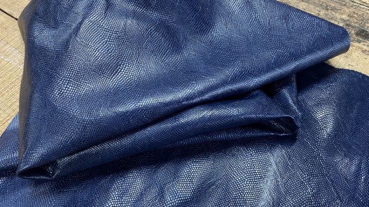Souplesse peau de cuir de veau grain façon serpent - bleu marine - maroquinerie - Cuirenstock