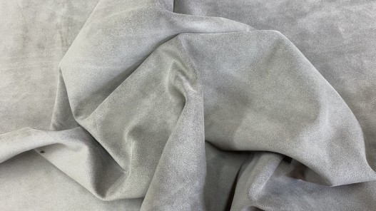 Souplesse peau de veau velours gris taupe - maroquinerie - vêtement - ameublement - Cuirenstock