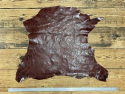 Peau de cuir de buffle brun rouge - maroquinerie - Cuir en Stock