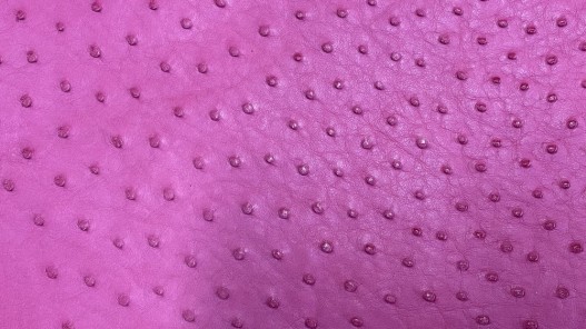 Cuir d'autruche rose fuchsia picots luxe Cuir en Stock