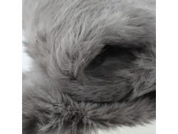 Peau de lapin en poil fourrure gris souris - vêtement - Chaussons - Cuir en Stock
