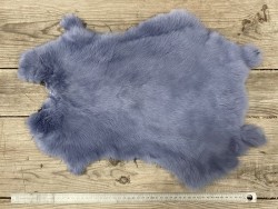 Peau de lapin en poil fourrure bleu jeans - vêtement - Chaussons - Cuir en stock