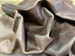 Souplesse cuir de vachette ciré pullup brun chocolat - maroquinerie - Cuirenstock
