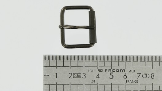 Petite boucle en gun métal 25mm - bouclerie - cuir en stock