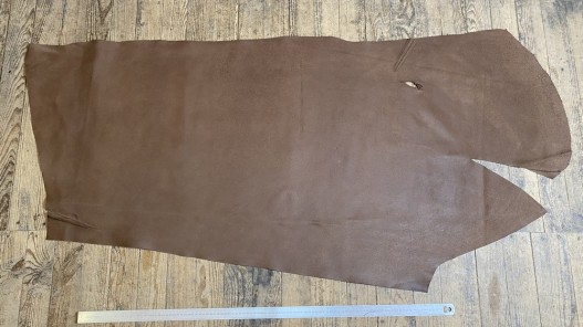 Demi-peau de croûte de cuir brun - maroquinerie - ameublement - Cuir en Stock