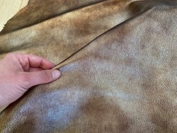 Peau de cuir de chèvre métallisé bronze - maroquinerie - cuir en stock