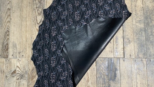 Chèvre velours noir à motif feuilles - maroquinerie - cuir en stock