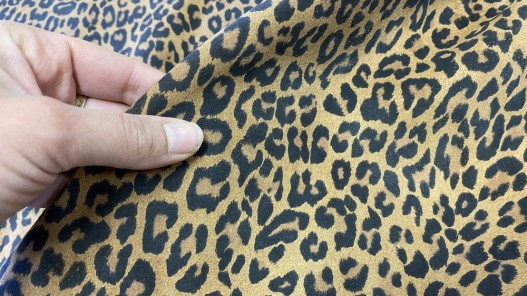 Morceau de cuir prédécoupé - rectangulaire - veau velours léopard - Cuir en stock