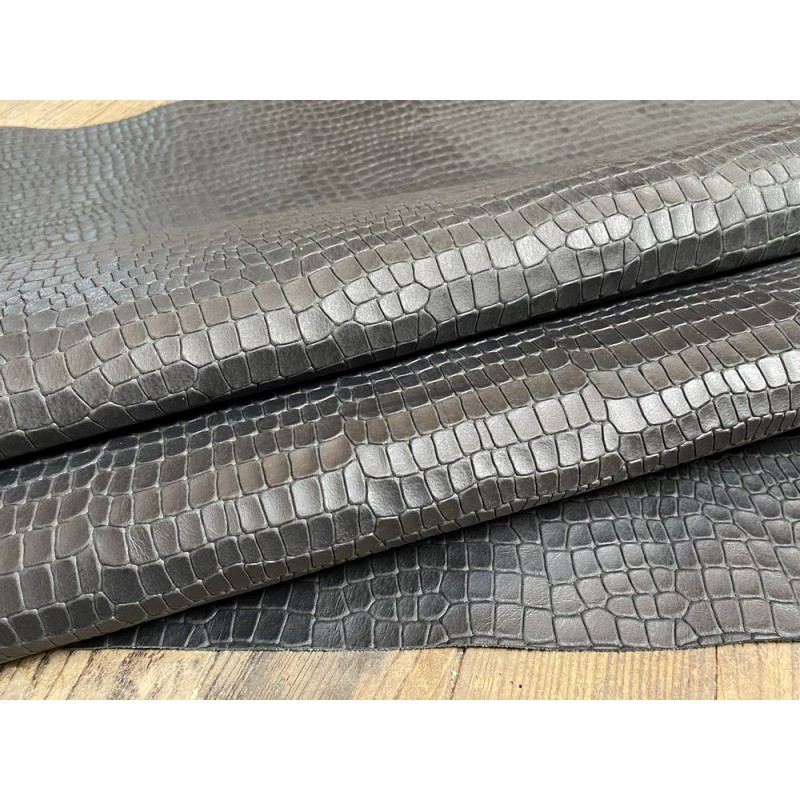 Demi-peau de cuir de veau façon crocodile noir - maroquinerie - Cuirenstock