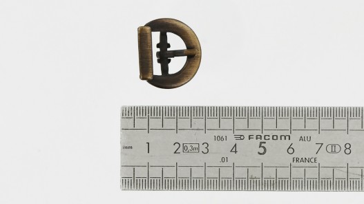 Petite boucle de ceinture ronde laiton vieilli 15 mm - double axe - cuir en stock