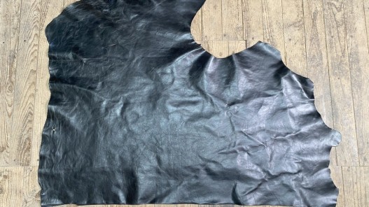 Grand morceau de cuir ciré vachette noir - maroquinerie - Cuir en Stock