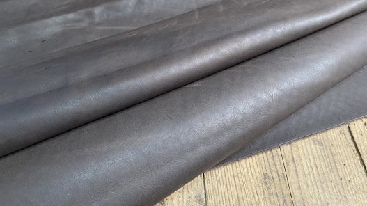Demi-peau de cuir de vachette ciré pullup ardoise - maroquinerie - Cuirenstock