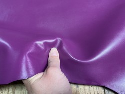 Peau de cuir de chèvre violette - Cuir en stock