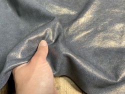 Demi-peau de cuir de veau métallisé bronze - Cuir en stock