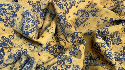 Peau de veau velours jaune aux motifs cachemire - maroquinerie - ameublement - Cuirenstock