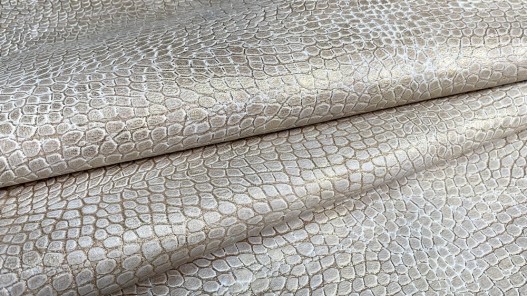 Peau de cuir de mouton beige - grain façon crocodile - pailleté light gold - maroquinerie - Cuir en Stock