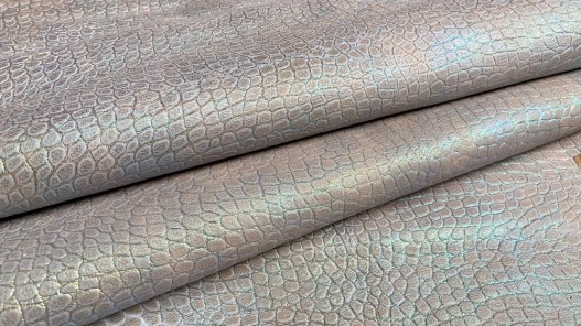Peau de cuir de mouton beige - grain façon crocodile - pailleté multicolore - maroquinerie - Cuir en Stock