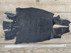 Grande peau de cuir de lézard à grandes écailles - Gris anthracite mat - Cuir en stock