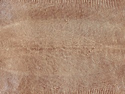 Peau de cuir de lézard brun clair accessoire bijou maroquinerie cuir en stock