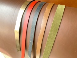 Lot surprise de 5 bandes de cuir - 2ème choix - anses - lanière - ceinture - bracelet - sellerie - Cuir en stock