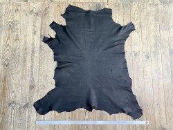 Peau de cuir de cerf - noir mat - maroquinerie ou vêtement - Cuir en Stock