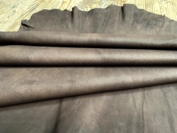 Peau de cuir de cerf - brun mat - maroquinerie ou vêtement - Cuirenstock