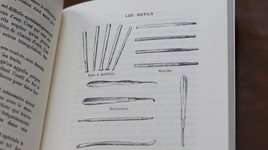 Livre outils des métiers du cuir - Jean Closset - cuirenstock