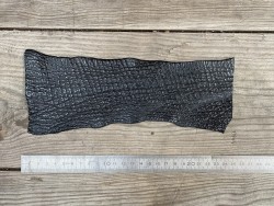 Morceau de peau de cuir de requin - Noir - Cuir en stock