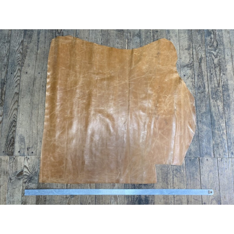 Grand morceau de cuir de veau ciré brun beige - maroquinerie ameublement - Cuir en Stock Grand morceau de cuir de veau ciré brun beige - maroquinerie ameublement - Cuir en Stock