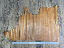 Grand morceau de cuir de veau ciré brun beige - maroquinerie ameublement - Cuir en Stock