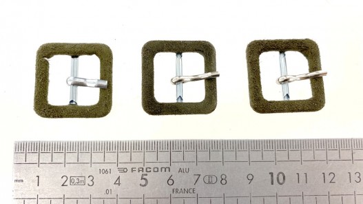 Lot de 3 boucles de ceinture carré gainées cuir - 18mm - maroquinerie - cuir en stock