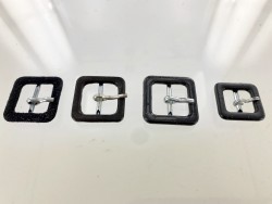 Lot de 4 boucles de ceinture carré - métal gainé de velours, cuir et vernis  - 18mm et 15mm - Cuir en stock