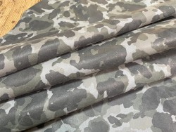 Demi peau de veau velours grain façon camouflage vert kaki - Cuir en Stock