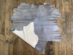 Peau de cuir de chèvre grain façon lézard bleu métallisé - maroquinerie - cuirenstock