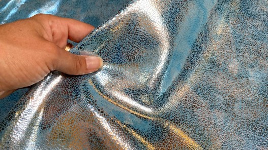 Peau de cuir de veau effet strass métallisé bleu turquoise - maroquinerie - Cuirenstock