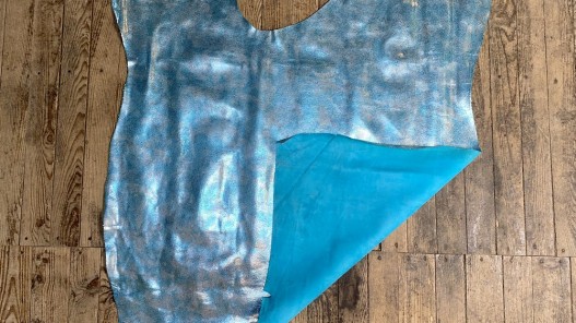 Peau de cuir de veau effet strass métallisé bleu turquoise - maroquinerie - cuirenstock