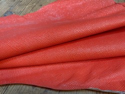 Peau de cuir de chèvre rose corail pailletée - petit grain - maroquinerie - Cuir en Stock