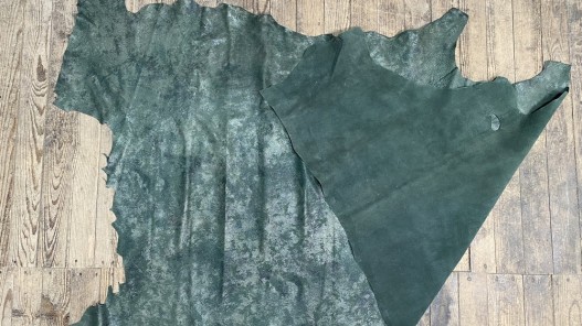 Demi peau de veau nubuck vert forêt métallisé - maroquinerie - ameublement - Cuirenstock