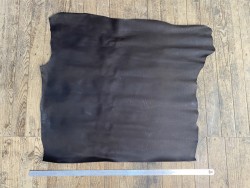Demi-peau de cuir de vachette ciré pullup ardoise - maroquinerie - Cuir en Stock