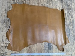 Peau de cuir de porc brun camel - maroquinerie - Cuir en stock