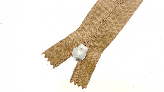 Fermeture Eclair® Prym haut de gamme beige zip nylon non séparable 44cm cuir en stock