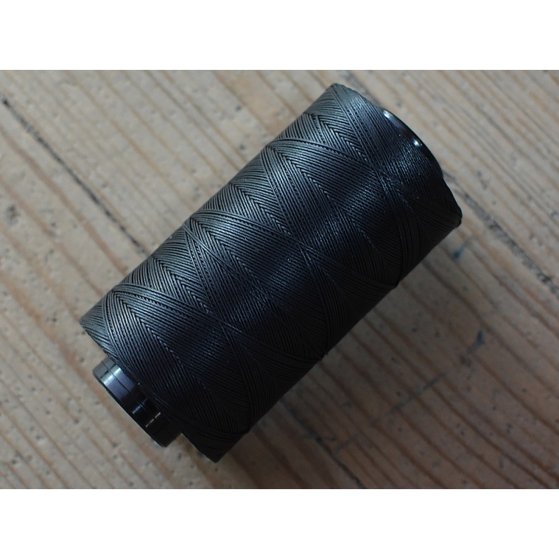 Bobine fil poissé 0.6 mm polyester noir couture cuir main Cuirenstock