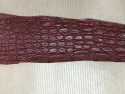 peau de cuir de crocodile couleur brique maroquinerie bijoux cuirenstock